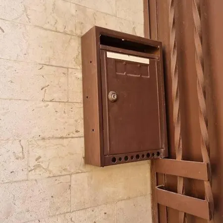 Beau 2 Pieces,terrasse, Parking Centre *