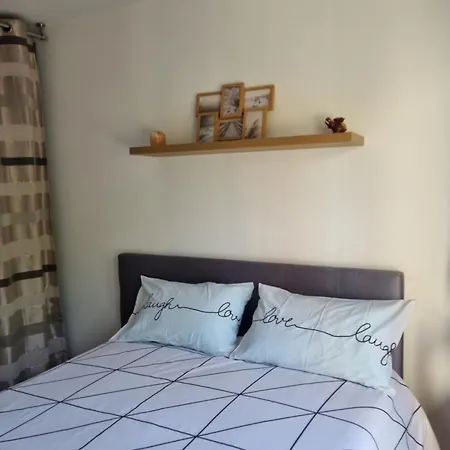 Апартаменты Beau 2 Pieces,terrasse, Parking Centre *