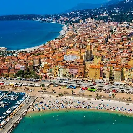 Beau 2 Pieces,terrasse, Parking Centre * מנטון