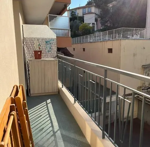 Beau 2 Pieces,terrasse, Parking Centre * Menton